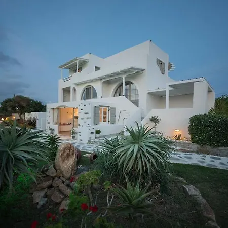 Hotel Faros Small And Restaurant