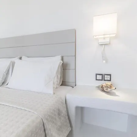 Hotel Faros Small And Restaurant