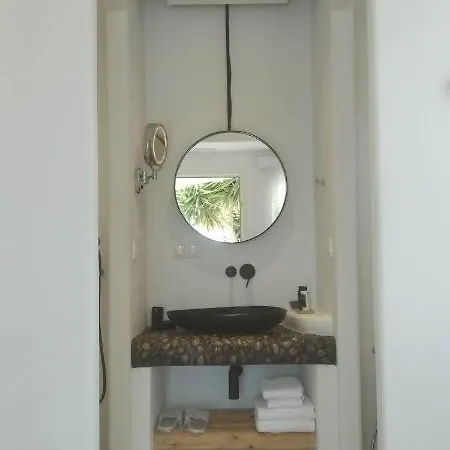 Faros Small And Restaurant 3*