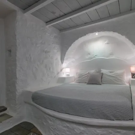 Faros Small And Restaurant 3*