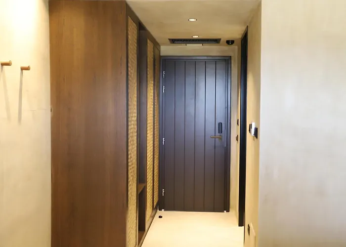 Faros Small And Restaurant Hotell Aliko Beach