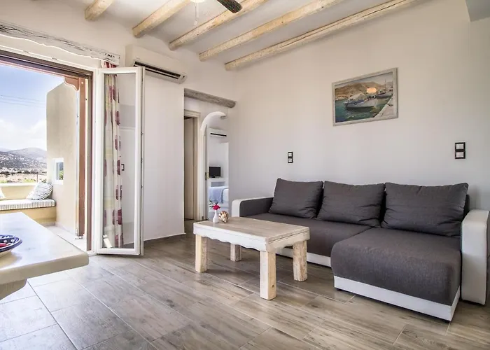 Hotell Faros Small And Restaurant 3*