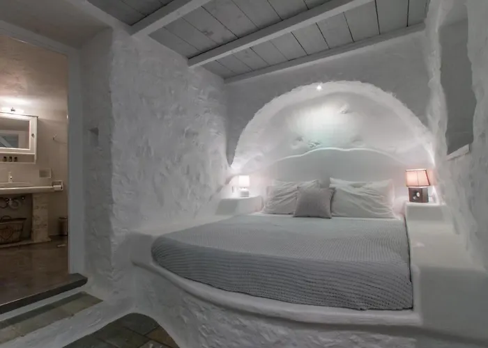 Faros Small And Restaurant 3*