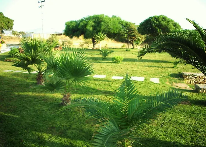 Faros Small And Restaurant Hotell 3*