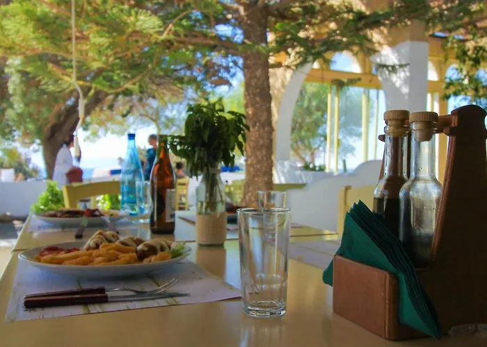 Faros Small And Restaurant Hotell Aliko Beach