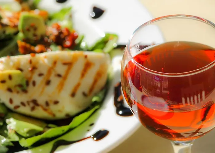 Faros Small And Restaurant Hotell