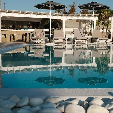 Отель Faros Small & Restaurant 3*