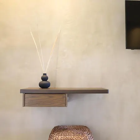 Hotel Faros Small And Restaurant