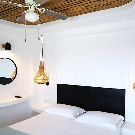 Отель Faros Small & Restaurant 3*