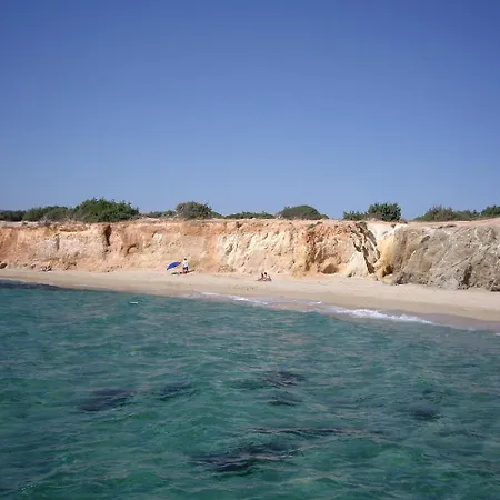 Отель Faros Small & Restaurant 3*