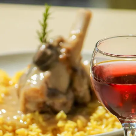 Faros Small And Restaurant Hotel 3*