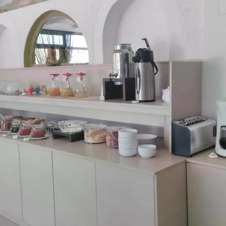 Faros Small And Restaurant Hotel 3*