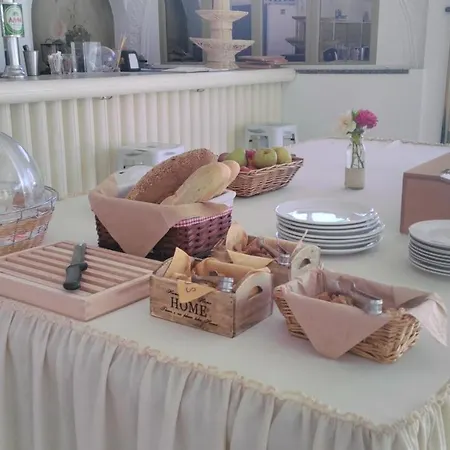 Faros Small Hotel&restaurant