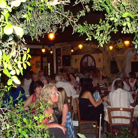 Faros Small And Restaurant Hotel Aliko Beach