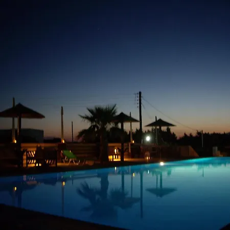 Faros Small & Restaurant 3*