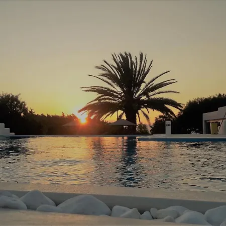 Faros Small And Restaurant