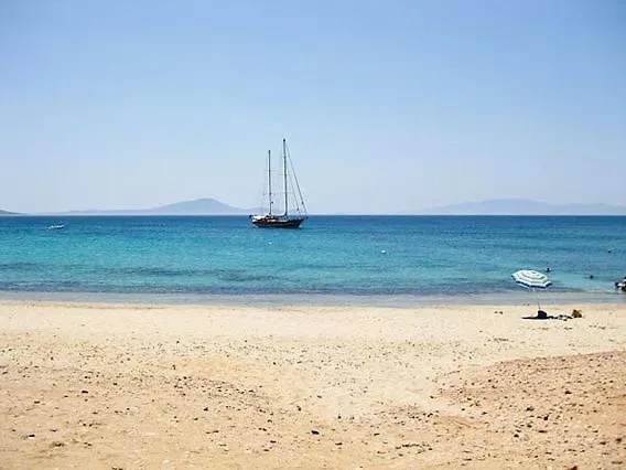 Ξενοδοχείο Faros Small And Restaurant 3*