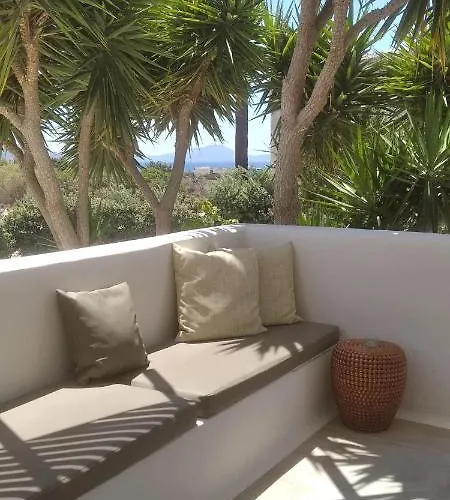 Faros Small And Restaurant