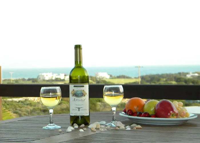 Faros Small Hotel&restaurant