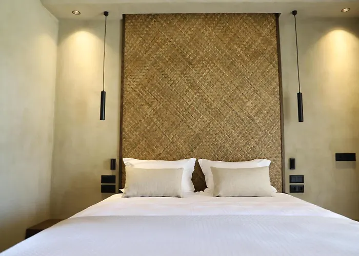 Faros Small Hotel&restaurant 3*