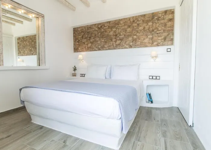 Faros Small Hotel&restaurant 3*