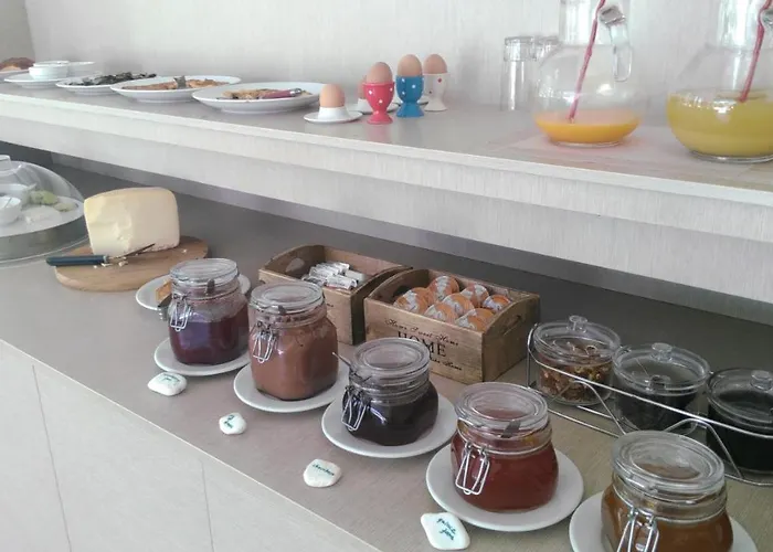 Faros Small Hotel&restaurant