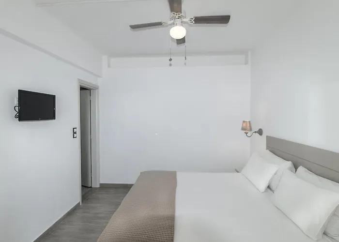 Faros Small And Restaurant Παραλία Αλικό