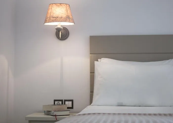 Faros Small Hotel&restaurant