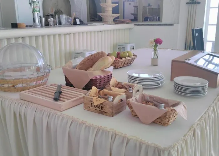 Faros Small Hotel&restaurant